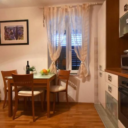 Cozy, adorable apartment ELIZABETA Split Exterior foto