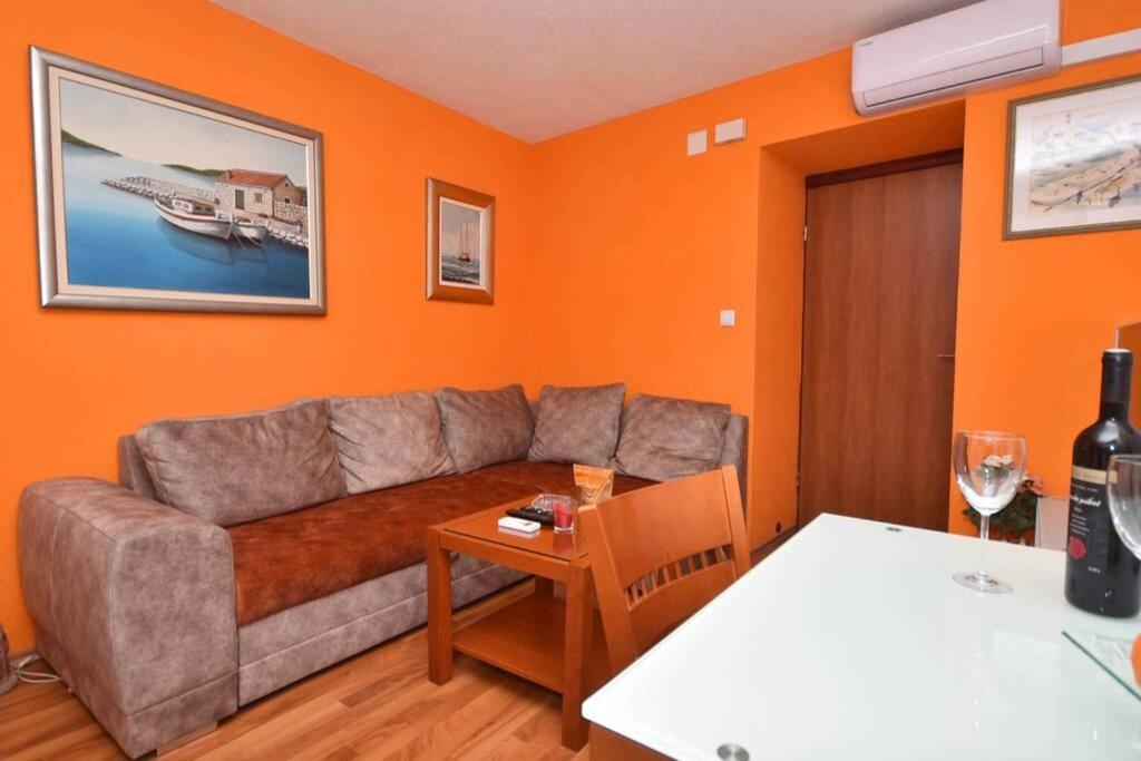Cozy, adorable apartment ELIZABETA Split Exterior foto